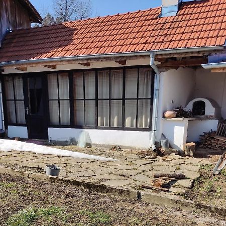 Къща За Гости Хайк Beli Osŭm エクステリア 写真